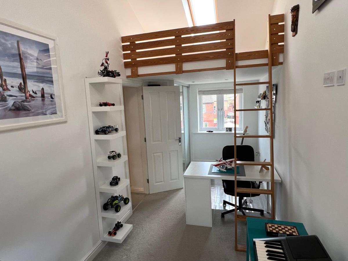 נוטינגהאם Simply Stunning 2 Bedroom Home With Parking Space מראה חיצוני תמונה